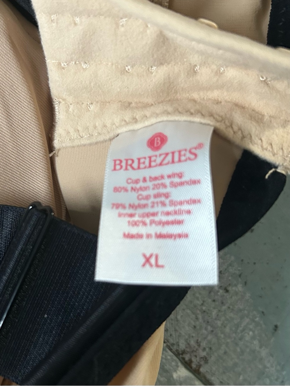 Breezies Dual-Pack Wireless Bra in Nude and Navy with Black Trim - Picture 5 of 7